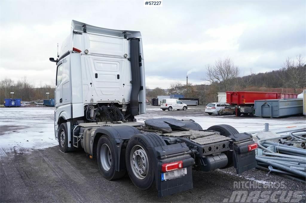 Mercedes-Benz Actros 6x2 Tractor Unit with Mirrorcam Prime Movers