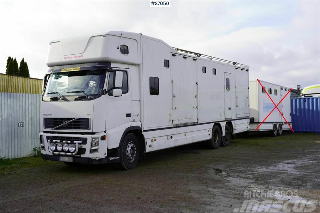 Volvo FH 400 6*2 Horse transport with room for 9 horses Livestock trucks