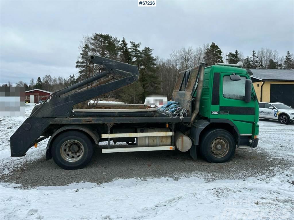 Volvo FM7 4X2 Lift dumper Skip bin truck