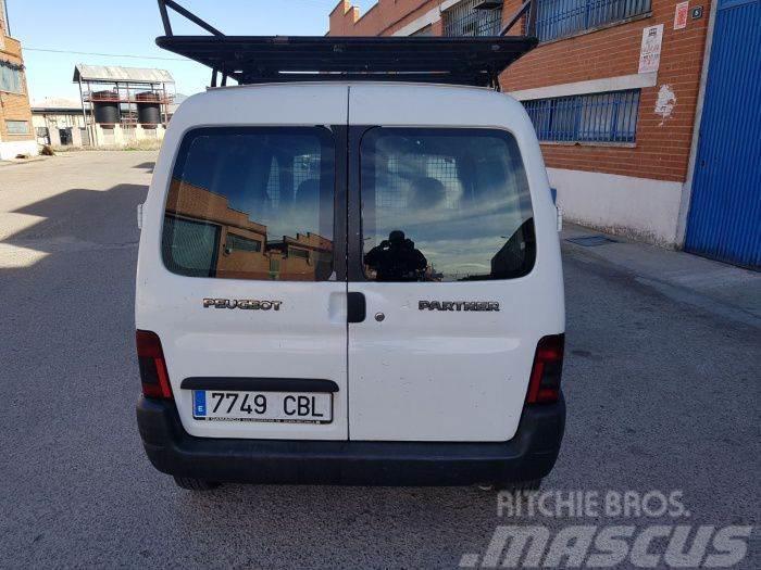 Peugeot Partner Plataforma Cabina 1.9D Panel vans