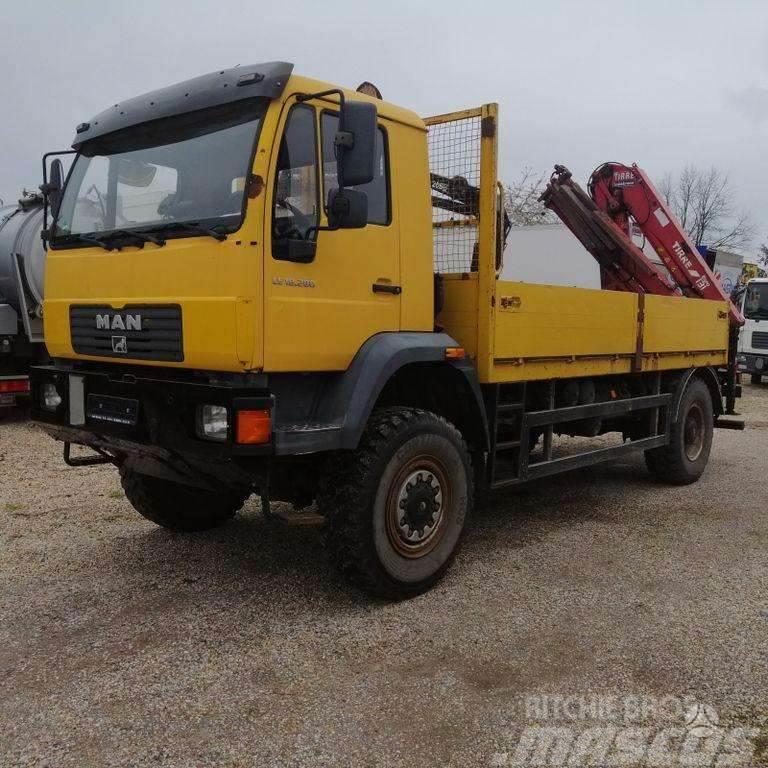 MAN 18.280 4x4 Truck mounted cranes
