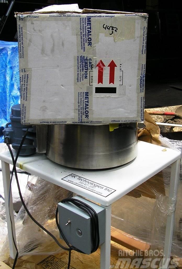 HKC Series 17” Screener RES-2-28W Filtration equipment