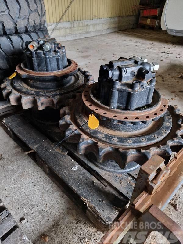 Hitachi ZX 300 Tracks, chains and undercarriage