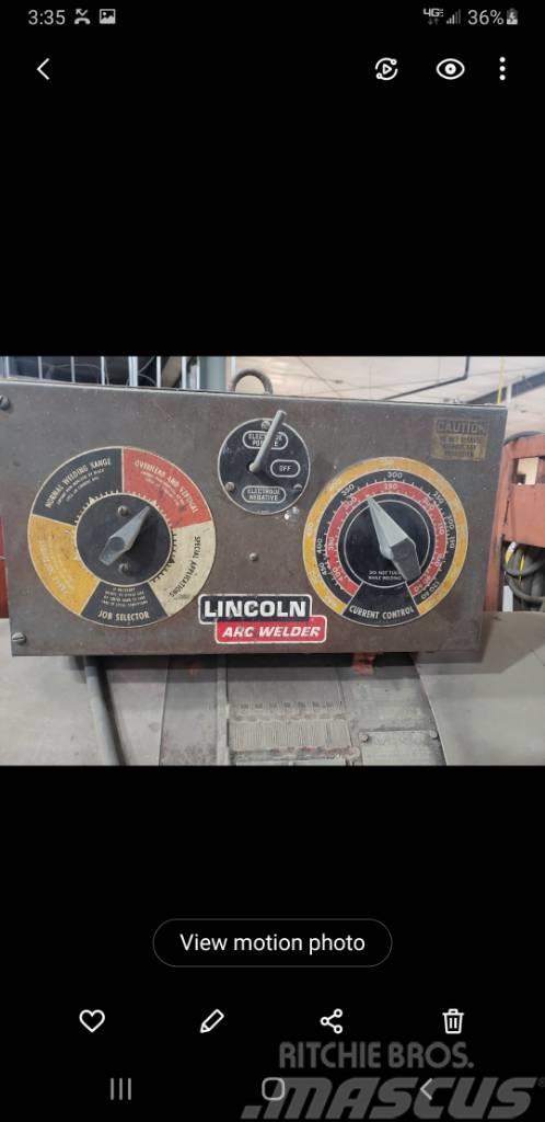 Lincoln Arc Welder SAE-400 Welding Equipment