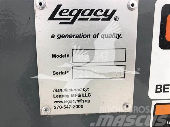  LEGACY BB G42 Other trailers