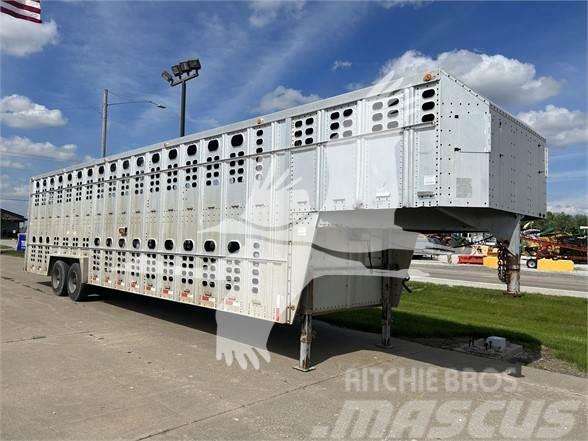 Wilson 32 STOCK Livestock transport