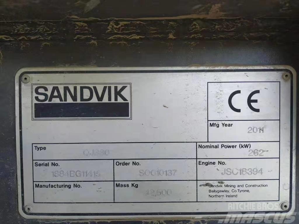 Sandvik QJ330 Mobile crushers
