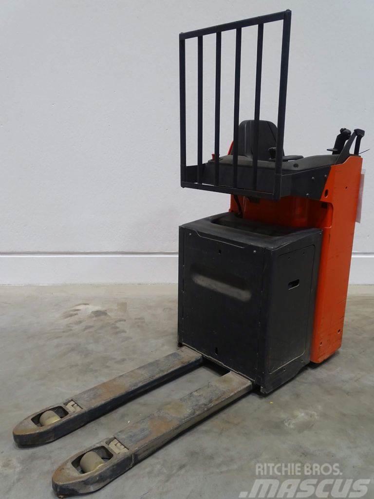 Linde T20S Low lifter