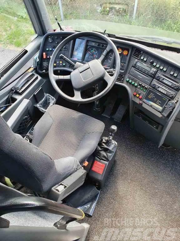 Volvo 9700H CARRUS B12B Coach