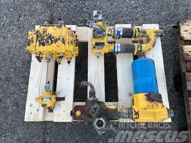 Komatsu HA 270 HYDRAULIC PARTS COMPLET Articulated Haulers