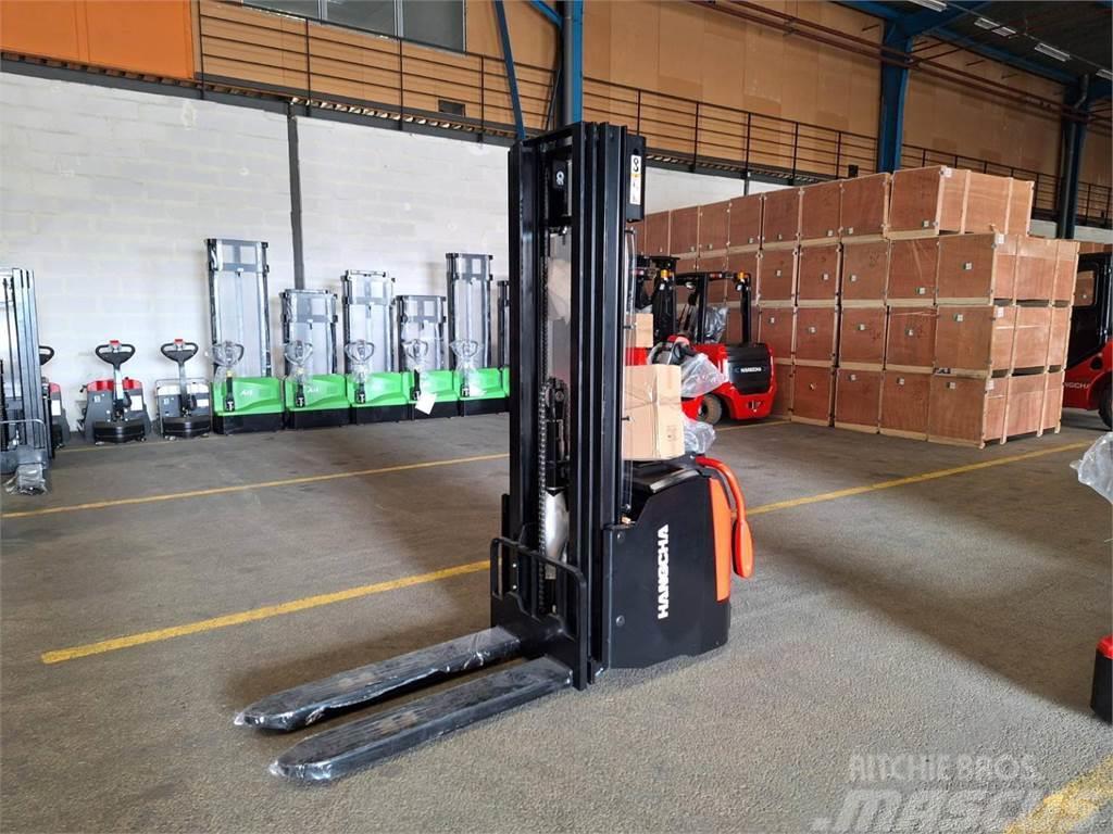 Hangcha CDD14-AC2S-L Self propelled stackers