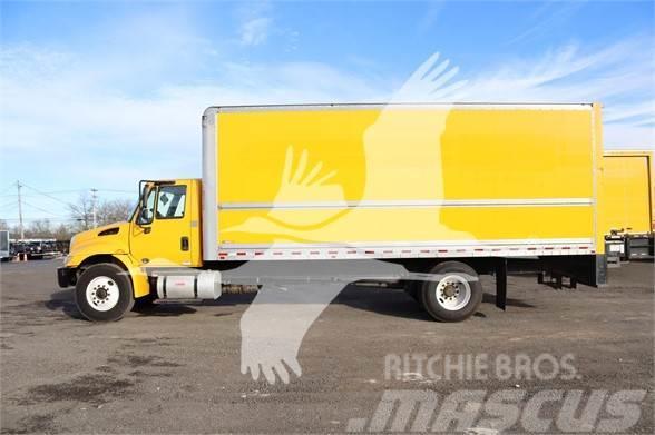 International DURASTAR 4300 Box trucks