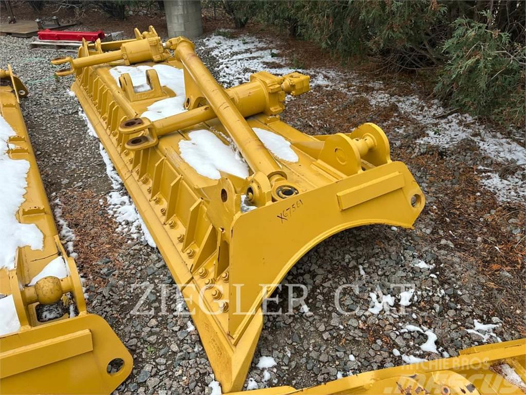 CAT D8T TRACK TYPE TRACTOR ANGLE BLADE Blades