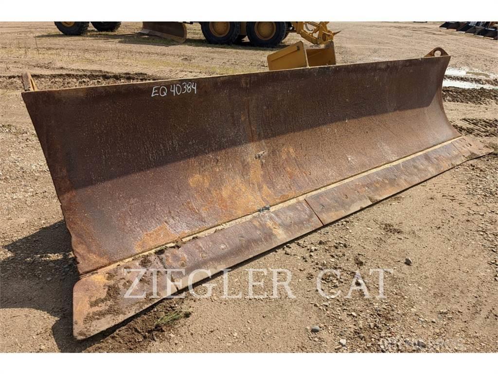 CAT D8T TRACK TYPE TRACTOR ANGLE BLADE Blades