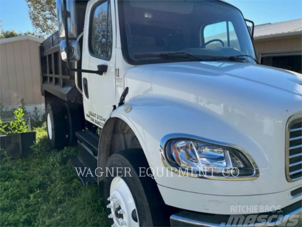 Freightliner M2 106 Water bowser