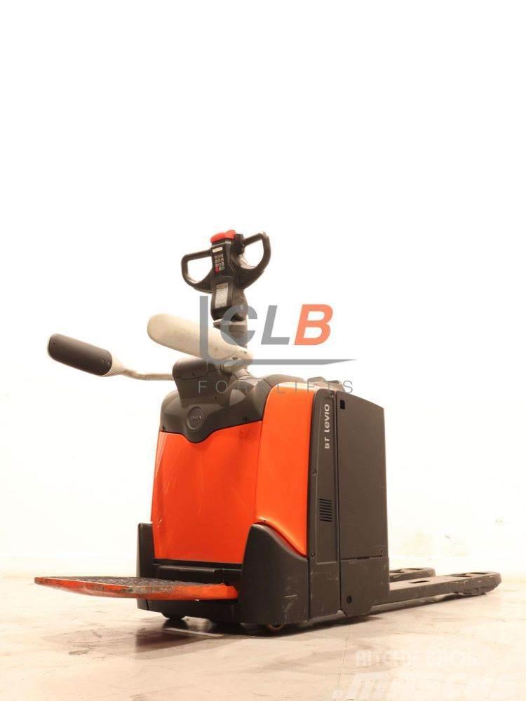 Toyota LPE 220 Low lifter