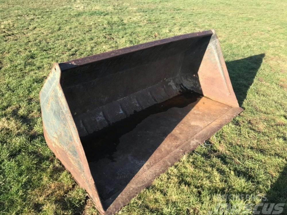 Ålö front bucket 7 foot wide Euro fittings Farm machinery