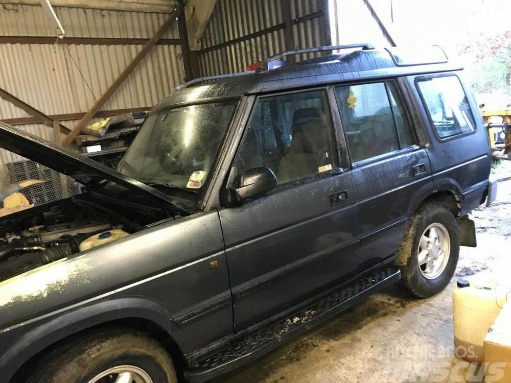 Land Rover Discovery 300 TDi n s front wing £50 Other