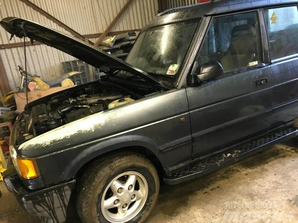 Land Rover Discovery 300 TDi n s front wing £50 Other