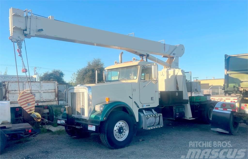 National 681C Truck mounted cranes
