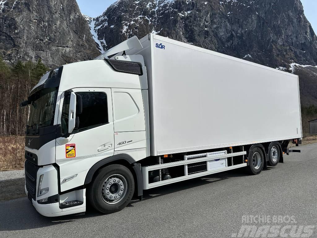 Volvo FM 460 Temperature controlled trucks