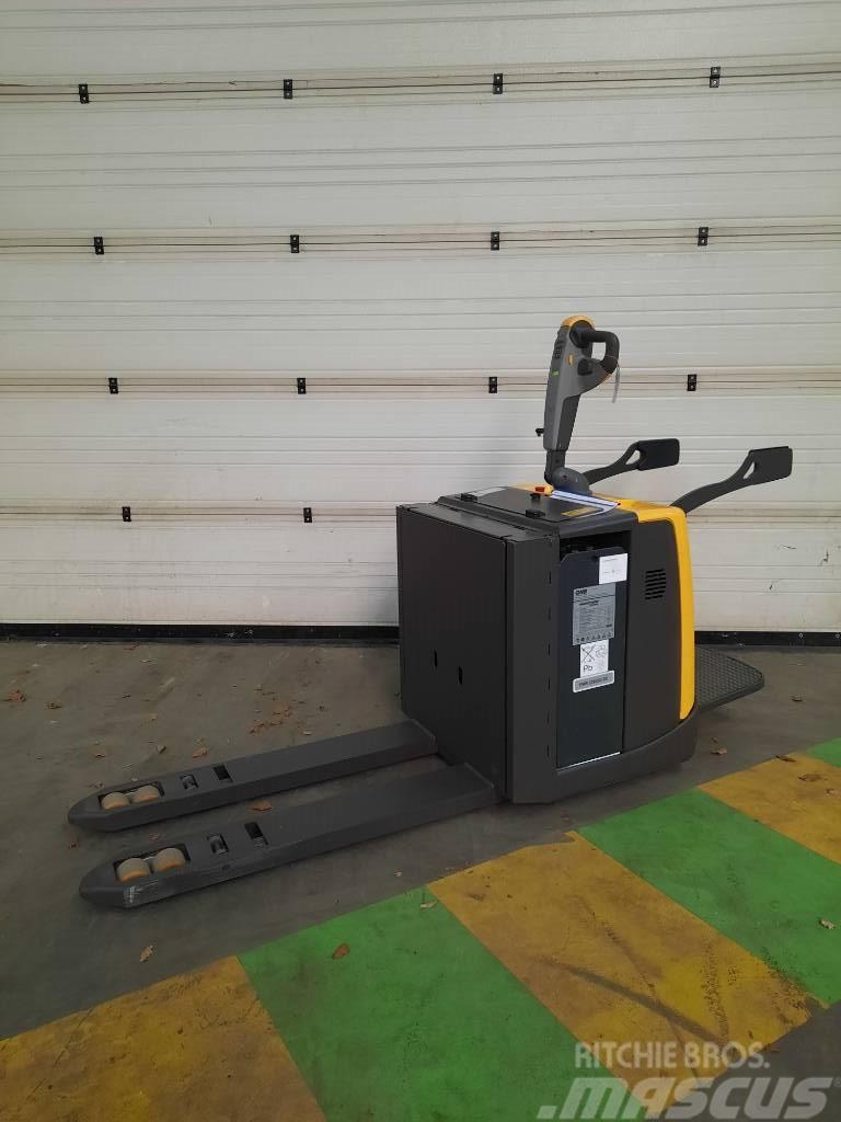 UniCarriers PMR200P Low lift with platform
