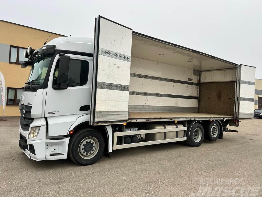 Mercedes-Benz Actros 2542 6x2 + SIDE OPENING + ADR Box trucks