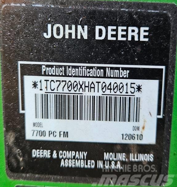 John Deere 7700 Fairway mowers