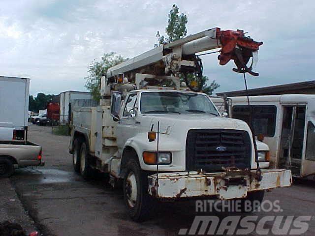 Altec D1000BR Truck mounted drill rig