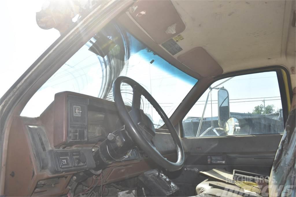 Altec D842ATR Truck mounted drill rig