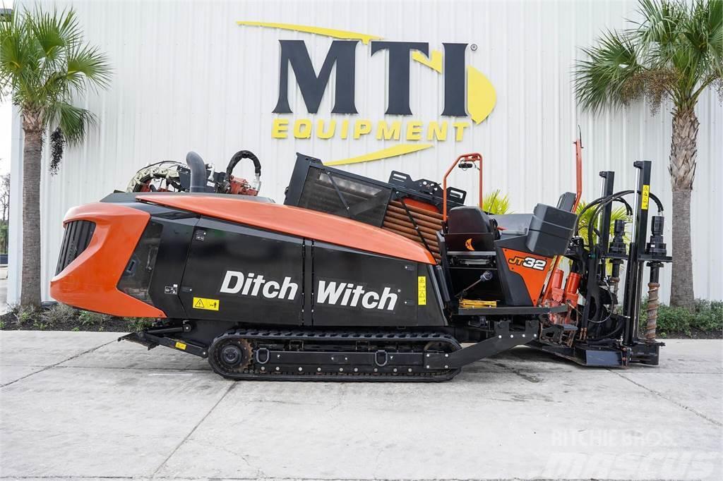 Ditch Witch JT32 Horizontal drilling rigs