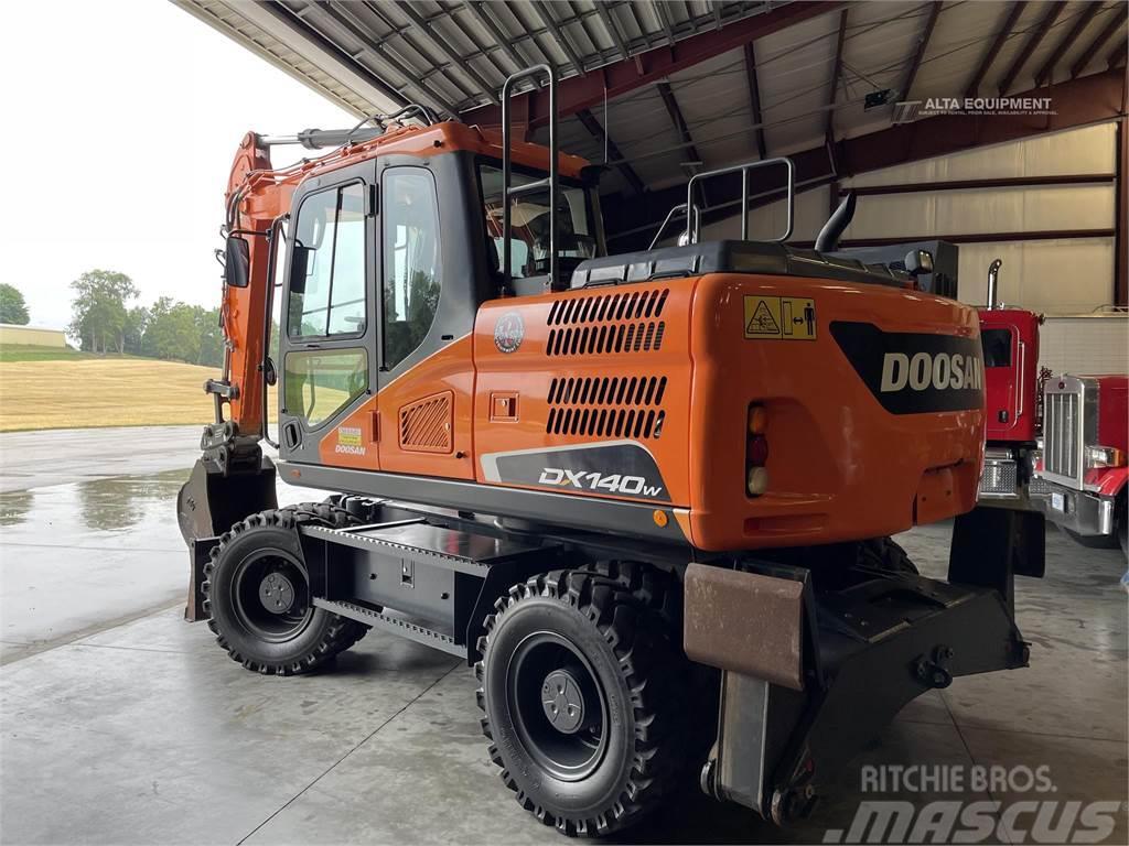 Doosan DX140W-5 Wheeled excavators