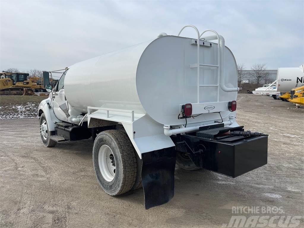 Ford F650 Water bowser