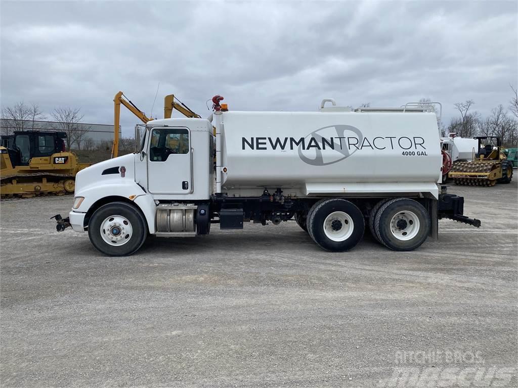 Kenworth T300 Water bowser