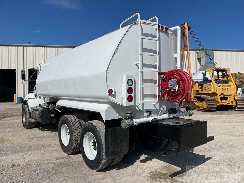 Kenworth T440 Water bowser