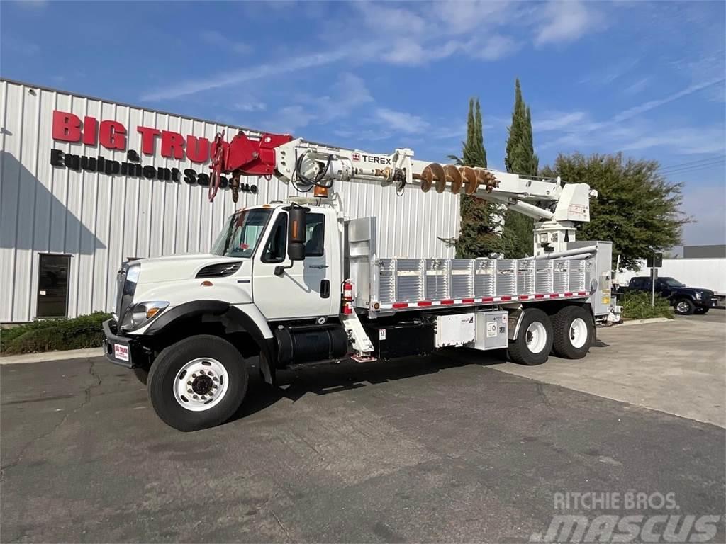 Terex COMMANDER 6060 Truck mounted drill rig