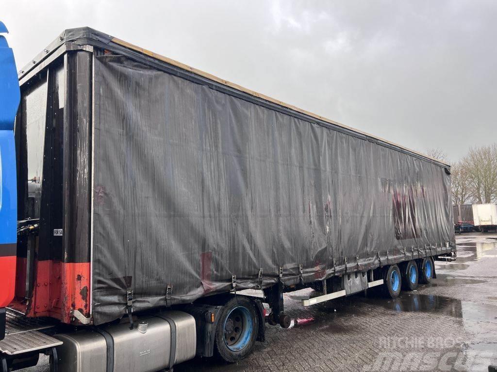 LAG 3 AXLE MEGA 1360x249x304 Curtain sider semi-trailers