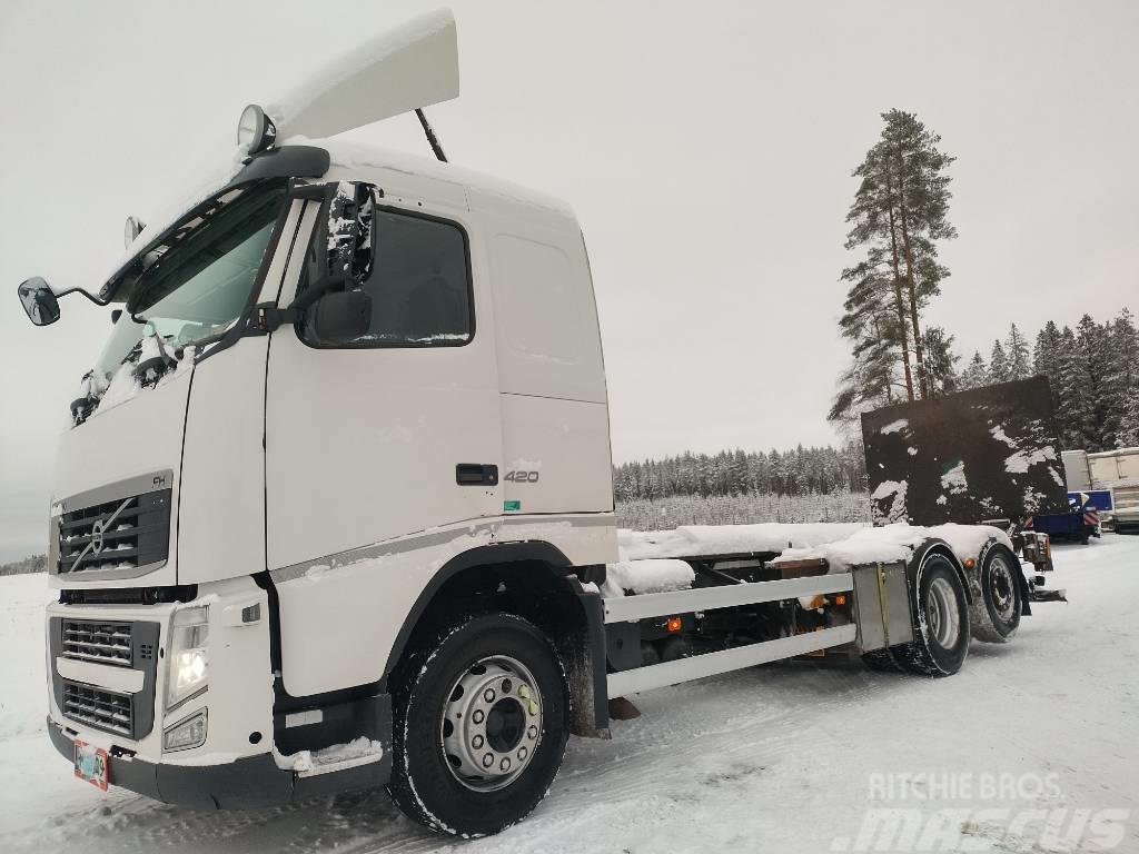 Volvo FH13 6x2 hydr.tasonostolaite,pl-nostin Container trucks