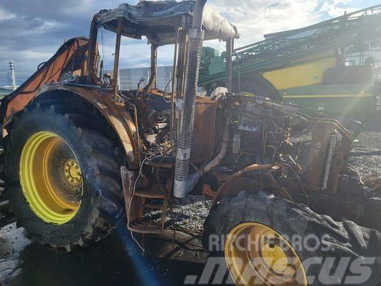 John Deere 6330  chair Cabins and interior