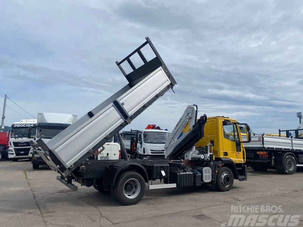 Iveco Eurocargo 120 E28 Truck mounted cranes