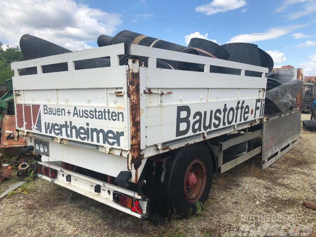 Kässbohrer V14L Box semi-trailers