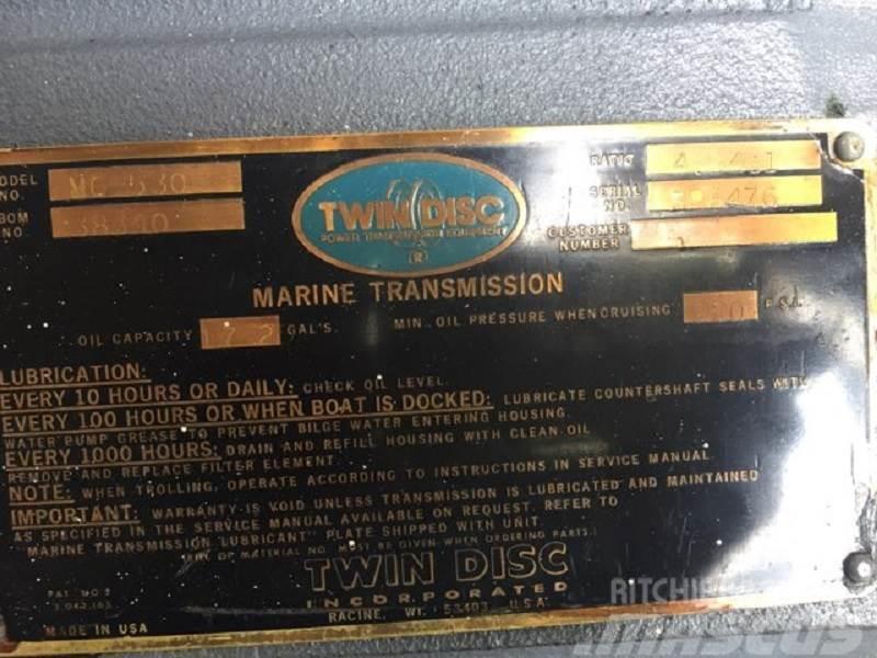  Twin Disc MG530 Marine transmissions