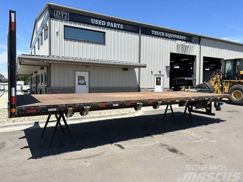  Custom 24'L Flatbed With Moffet Kit Platforms