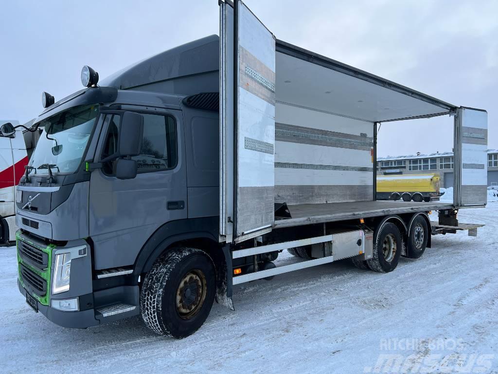 Volvo FM450 6X2 full side opening ,only 276085 km!! Box trucks