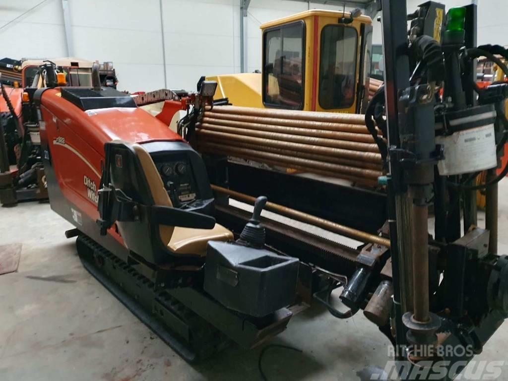 Ditch Witch JT 922 Horizontal drilling rigs