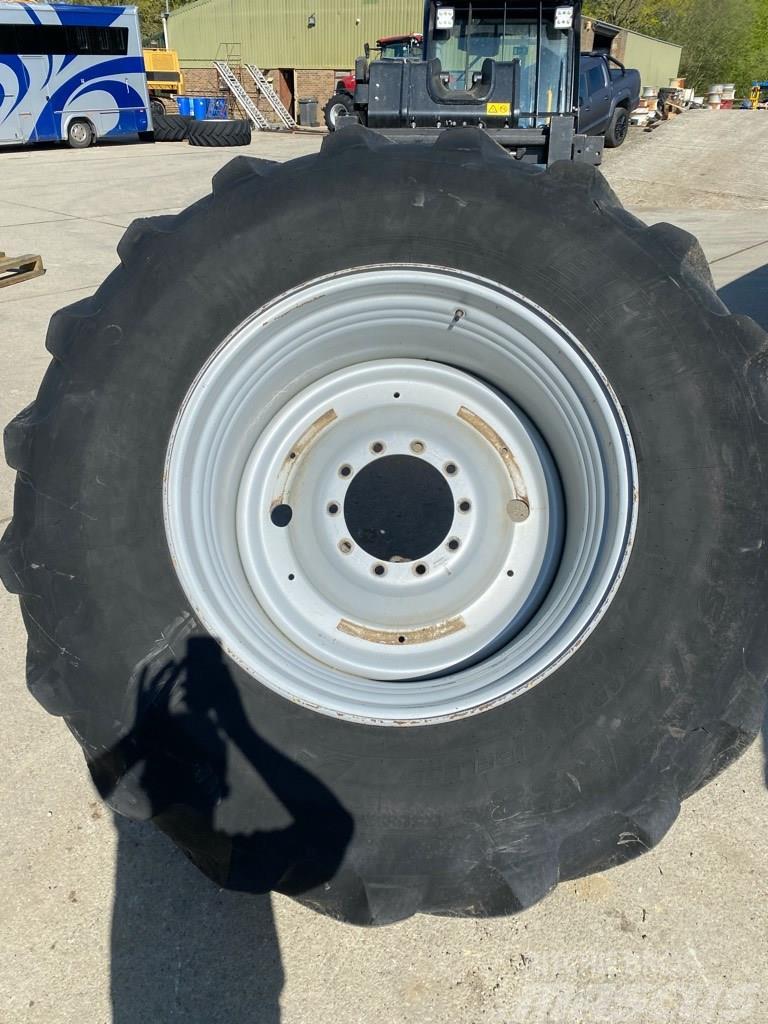 Case IH Puma Tyres, wheels and rims