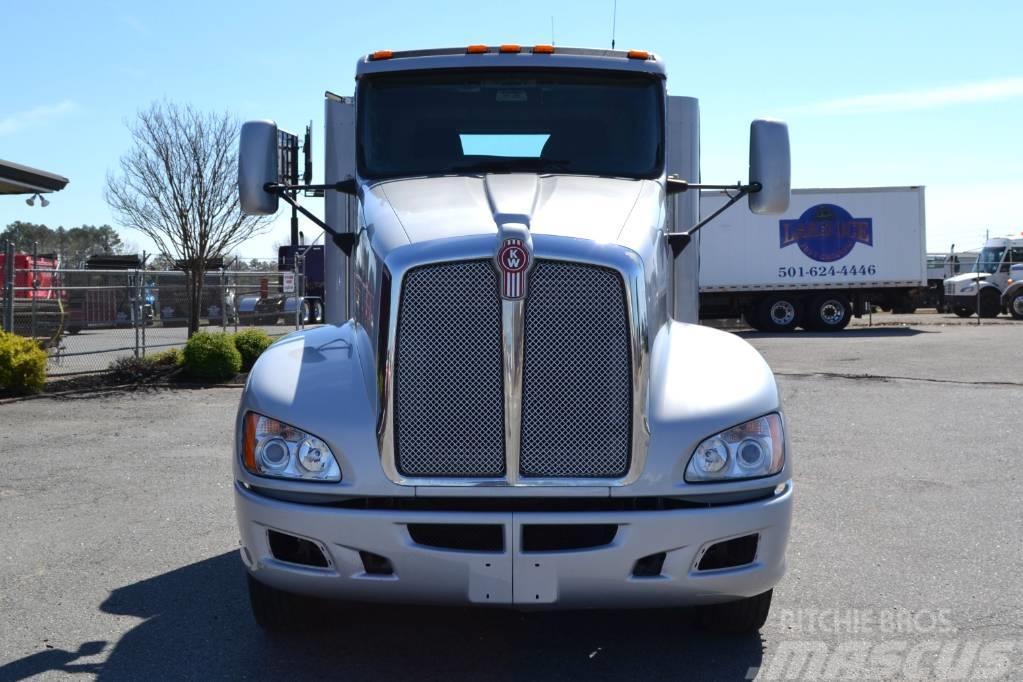 Kenworth T 660 Prime Movers