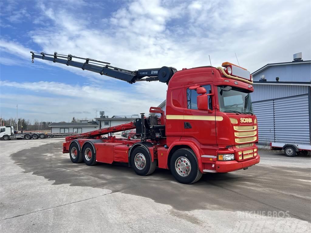 Scania R520 8X4 Truck mounted cranes