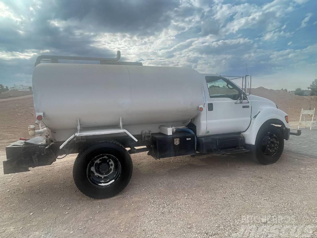 Ford F 750 XLT Water bowser