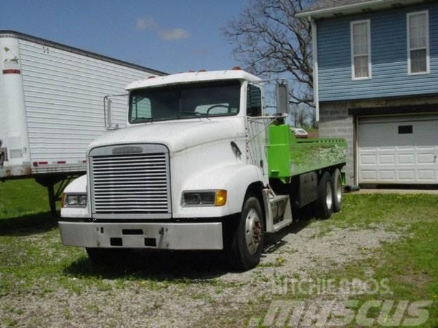 Freightliner 2000 Gallon Flat Bed Water Tank Water bowser